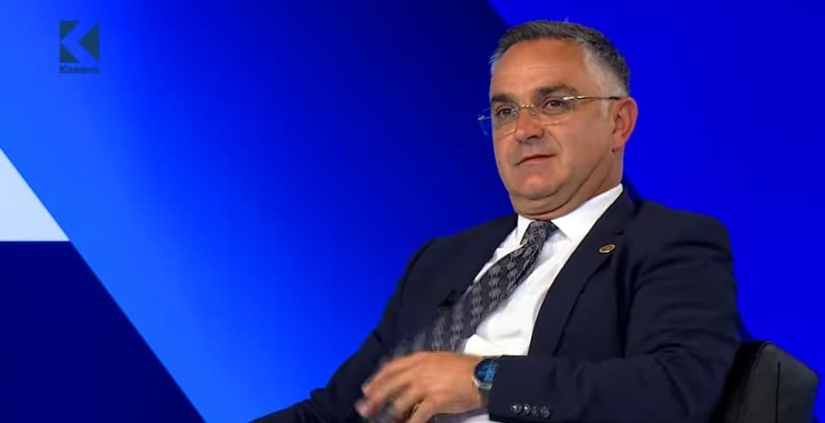 "Qeta na kanë mujtë", Besnik Tahiri zbulon bisedën me Bekë Berishën (VIDEO)