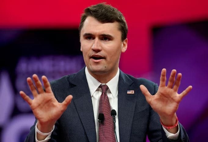 Prokuroria kërkon gjykimin e 23-vjeçarit të akuzuar për vrasjen e Charlie Kirk