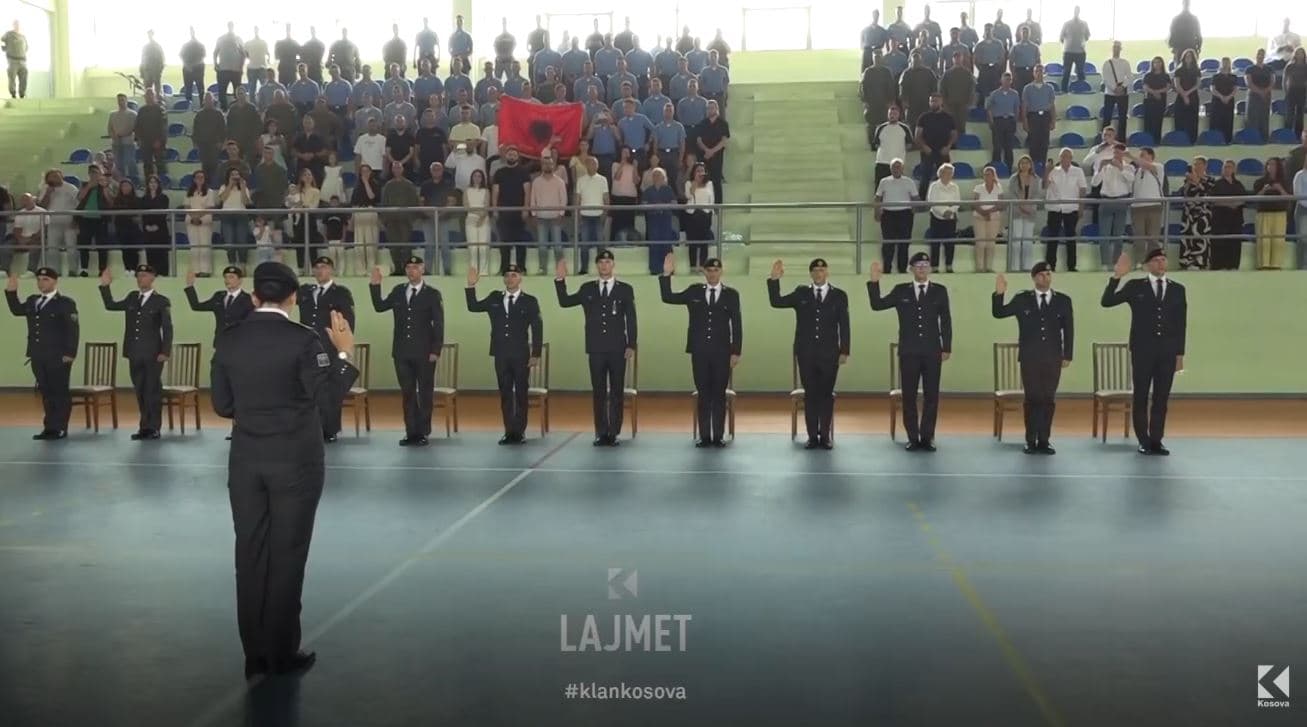 Ceremonia e diplomimit: FSK-së iu shtuan edhe 12 kadetë (VIDEO)