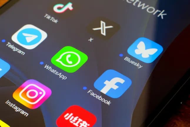 Facebook dhe Instagram bien për herë të dytë brenda 72 orëve