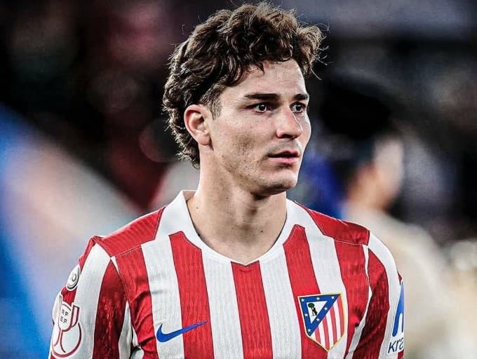 Laporta nuk dorëzohet, Barcelona vazhdon të ëndërrojë Julian Alvarezin