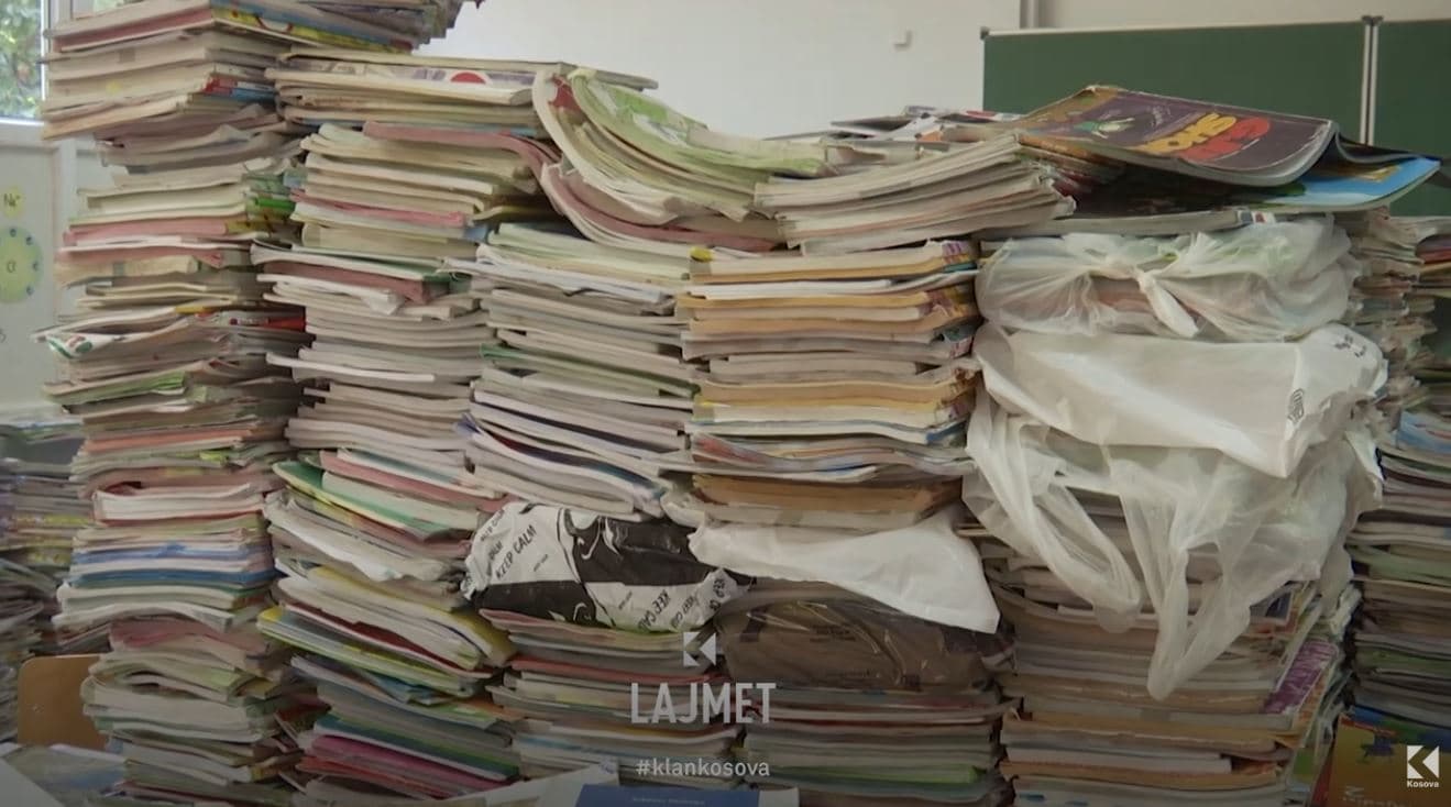 Lajmi i MAShT-it: Nga sot hapet aplikimi për tekstet shkollore (VIDEO)