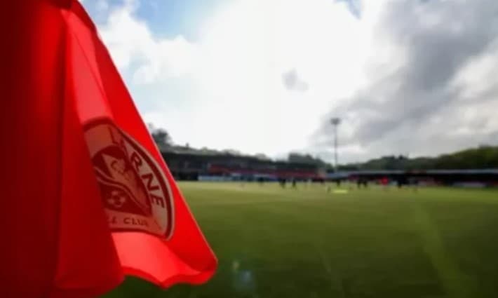 Baneri skandaloz “Kosova është Serbi”, reagon Larne: Nuk ishte tifoz i yni, politika s’ka vend në sport