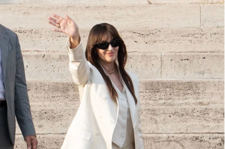 Monica Bellucci mahnit në Romë, konfirmon statusin e ikonës së modës