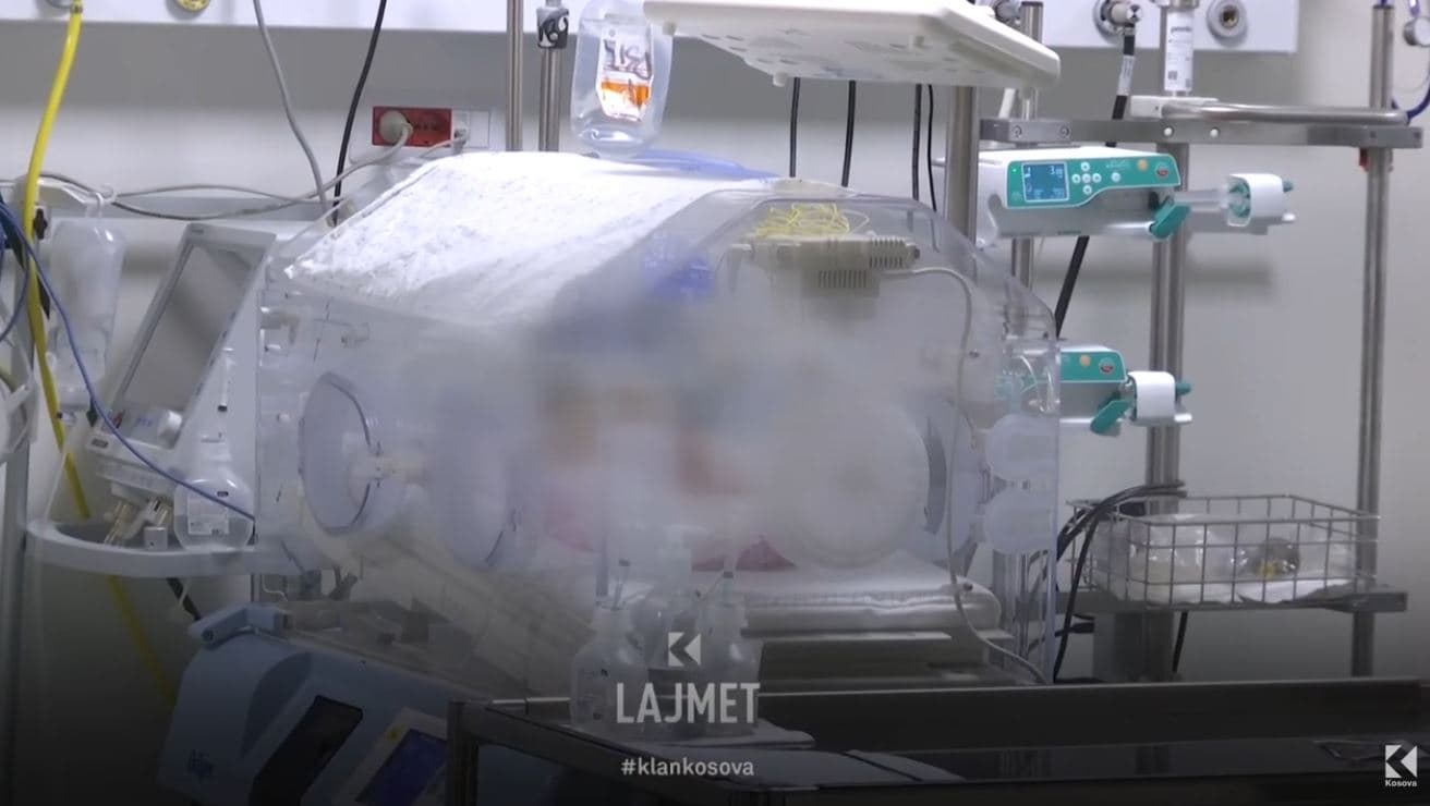 Sektori publik: A lejohet burri në sallë gjatë lindjes? (VIDEO)