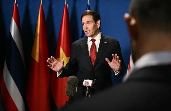 Rubio: Irani po i lutet SHBA-së për një marrëveshje
