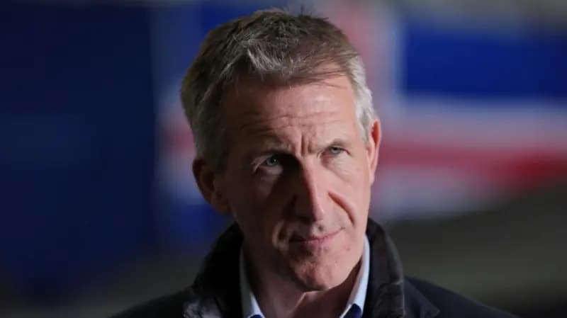 Sekretari britanik i Mbrojtjes i quan sulmet e Iranit "të papranueshme"