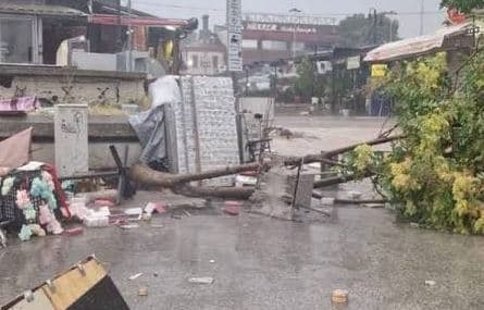 Mbi 30 të lënduar nga stuhia në Shkup, disa me lëndime më serioze