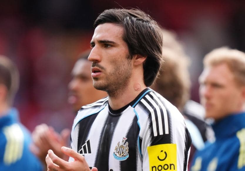 Tottenham nuk heq dorë nga Tonali, bisedimet me Newcastle vazhdojnë