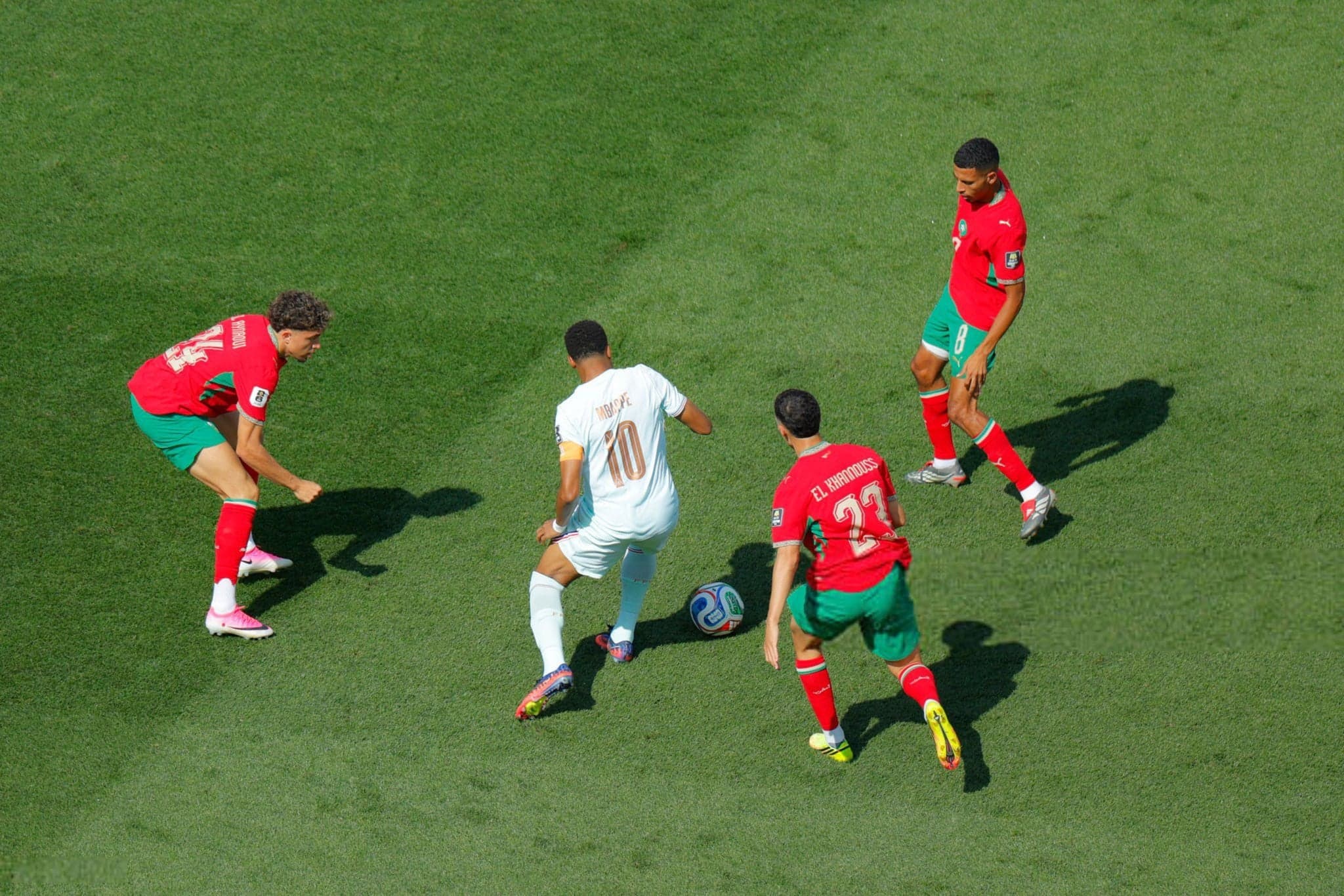 Mbappe dhe Dembele çojnë Francën në gjysmëfinale të Botërorit