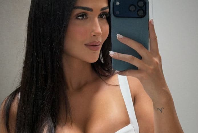 Xheneta ia tregon të gjitha pasqyrës