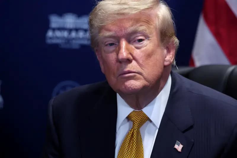 Trump s’e ka ndërmend të ndalet, kërcënon se do ta godasë Iranin 'fort përsëri sonte'