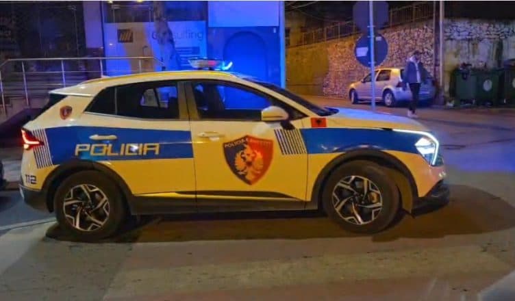 Konflikt mes tre personave në Tiranë, njëri theret me thikë