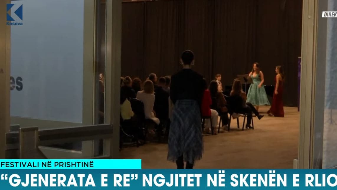 Festivali në Prishtinë: “Gjenerata e re” ngjitet në skenën e RLIOF (VIDEO)