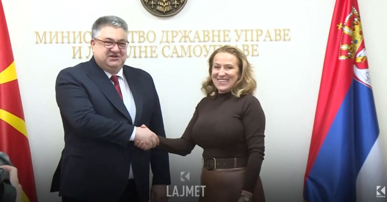 Deklarata fashiste: Vuçiq nuk e shkarkon Paunoviqin (VIDEO)