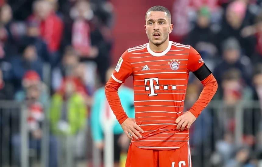 Bayerni i pamëshirshëm, shënon 15 gola ndaj Rottach Egern - Ibrahimovic hetrik