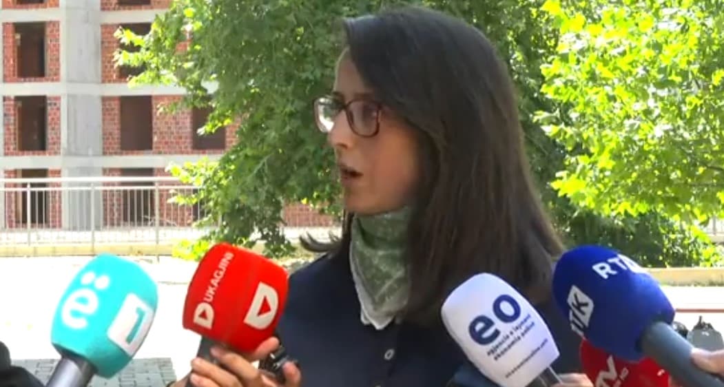 Varreza masive në Zubin Potok, prokuroria: Presim përfundimin e ekzaminimeve