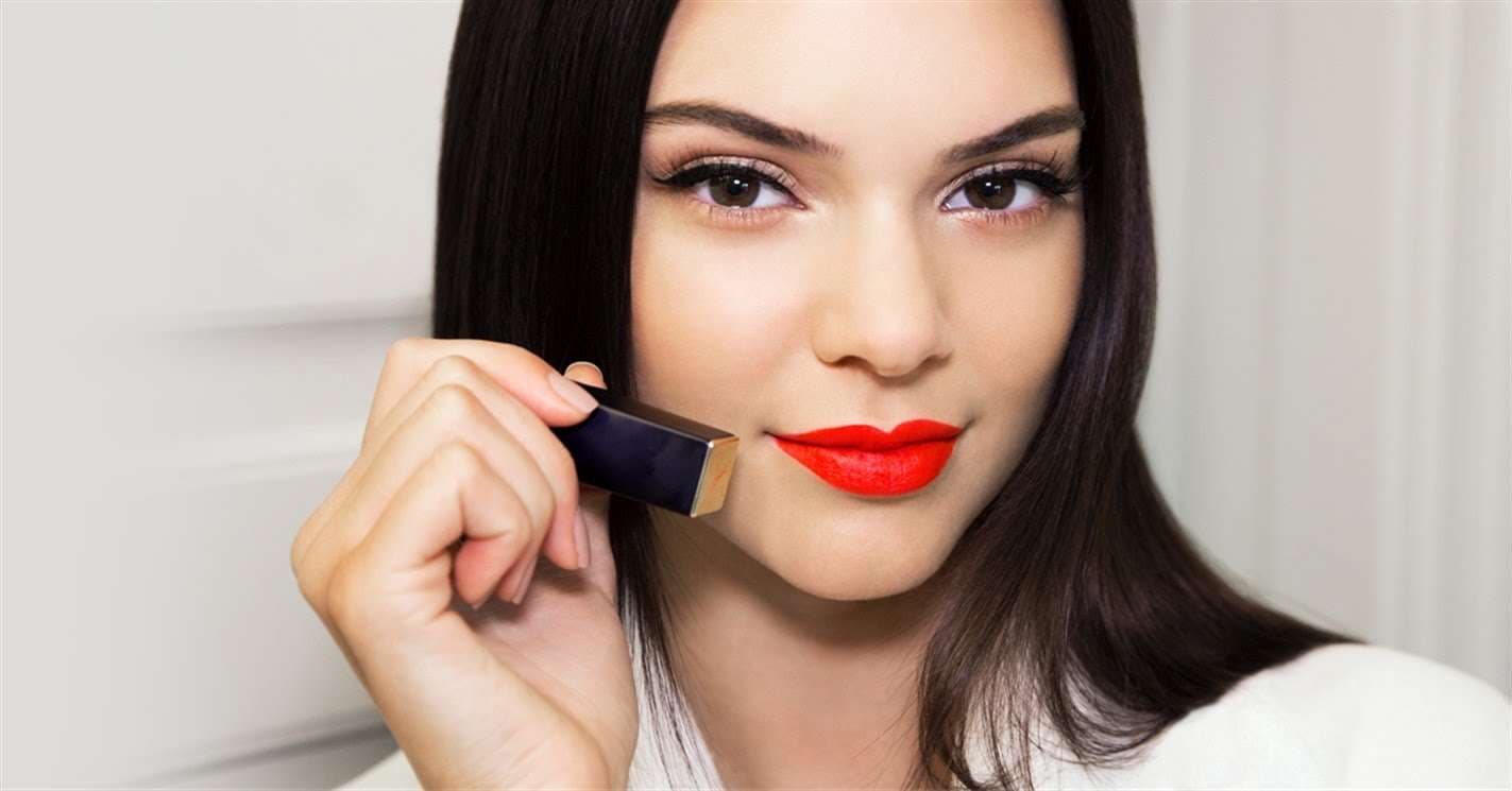 Kendall ndan pica për adhuruesit!
