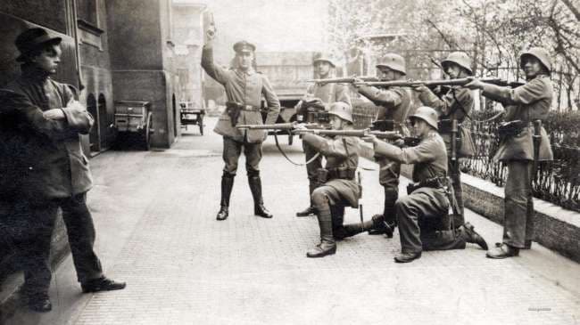Fotografi të rralla që nuk i shohim në libra të historisë (FOTO)