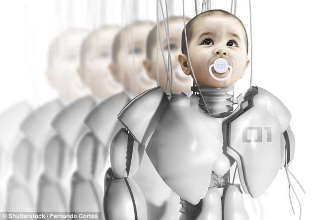 Studimi: Robotët dhe njerëzit mund të kenë bebe