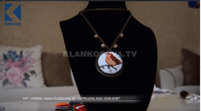 Varëse unike punë dore të inspiruar nga goblenët (VIDEO)