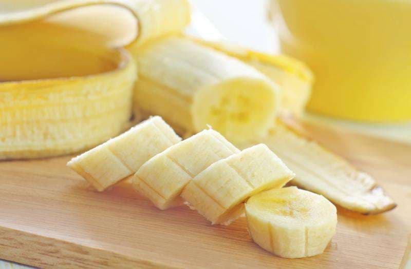 Humbni peshë me banane dhe ujë të vakët
