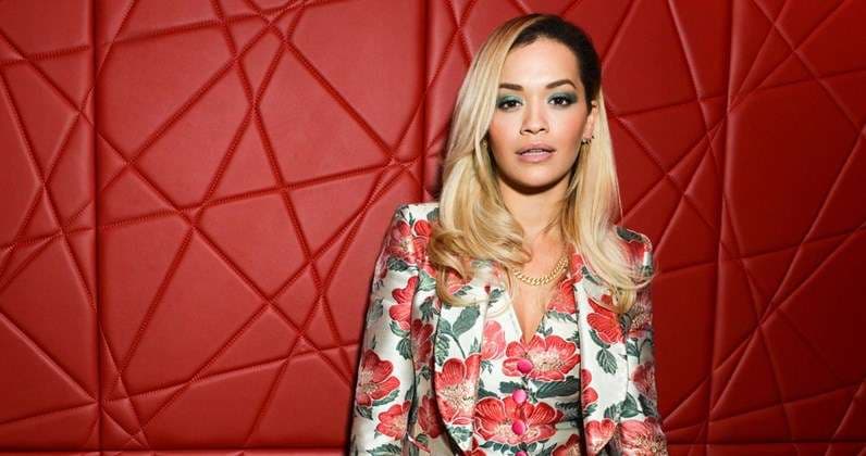 Rita Ora shfaqet sërish nudo në ballinën e revistës "Clash"
