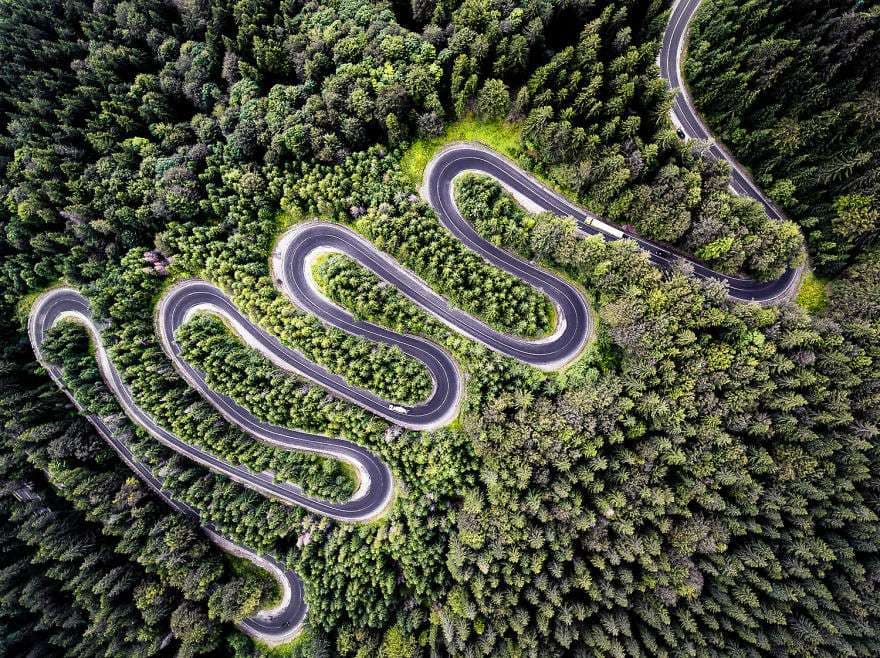 Rrugët e Transilvanisë nga lart (FOTO)