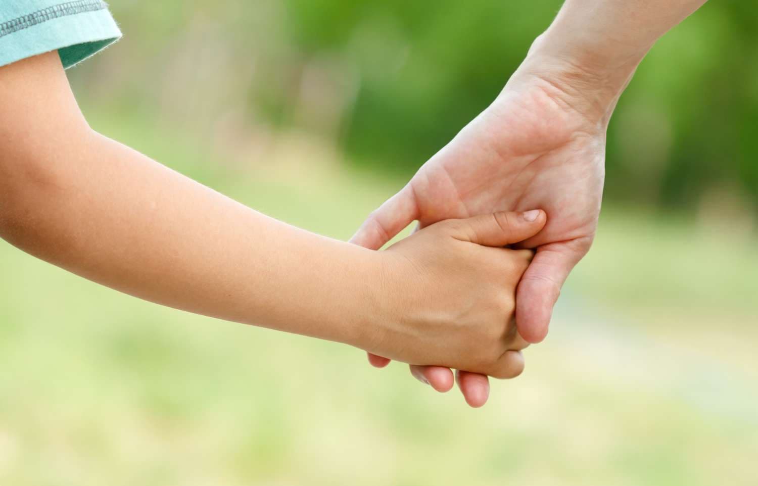 Gjërat që prindërve u rekomandohet t'ua mësojnë fëmijëve të tyre