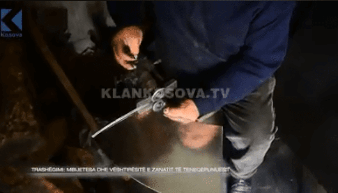 Teneqepunues, ky zanat në zhdukje në Podujevë (VIDEO)