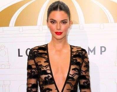 Me kë e festoi ditëlindjen Kendall Jenner? (FOTO)