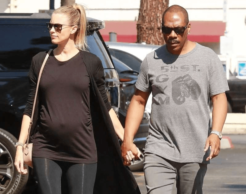 Eddie Murphy shihet për herë të parë me të fejuarën shtatzënë