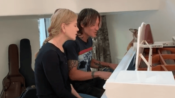 Dueti i ëmbël i Keith Urban dhe Nicole Kidman (VIDEO)