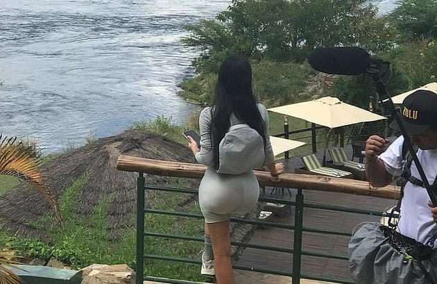 Kim Kardashian dhe Kanye West shfaqen së bashku pas fjalëve për ndarjen mes tyre