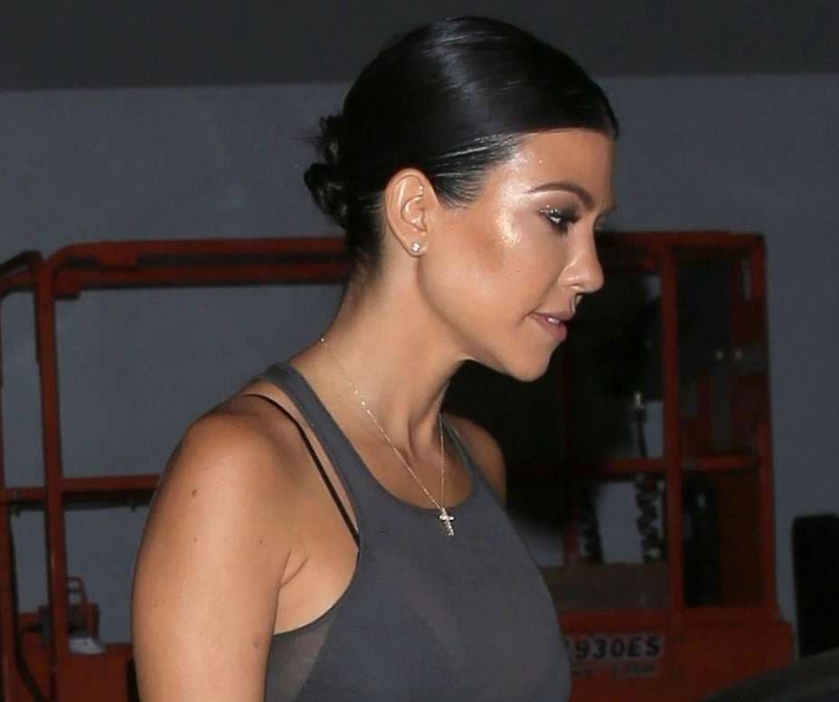 Kourtney Kardashian kapet sërish me të dashurin e ri