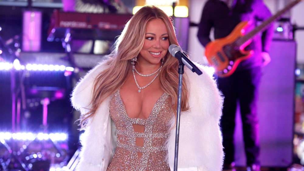 Mariah Carey publikon videoklipin "With You" (VIDEO)