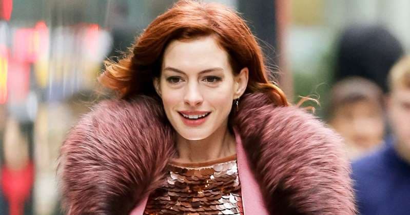 Anne Hathaway bëhet flokëkuqe!
