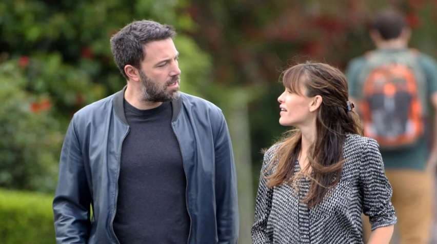 Jennifer dhe Ben janë zyrtarisht të divorcuar