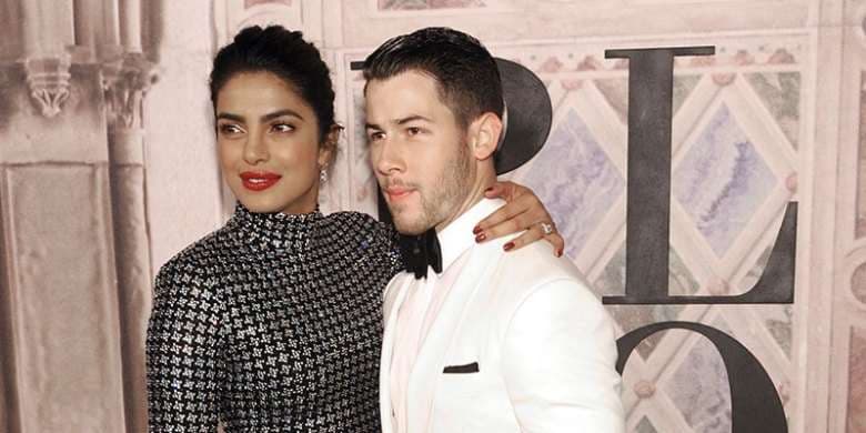 Nick Jonas dhe Priyanka Chopra janë martuar