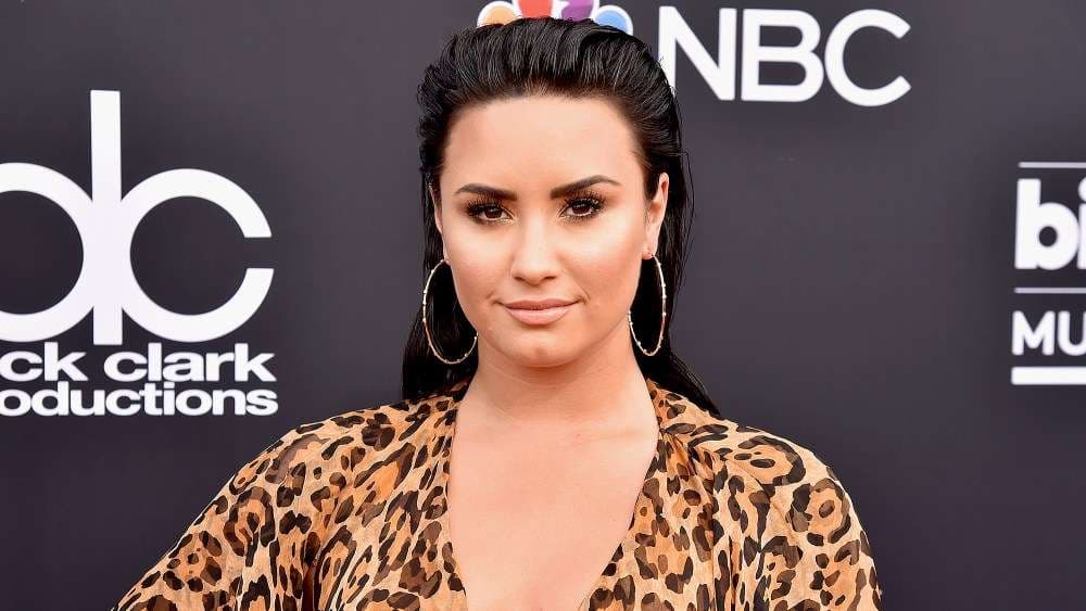 Demi Lovato po përmirësohet shumë shpejt pas daljes nga klinika e rehabilitimit