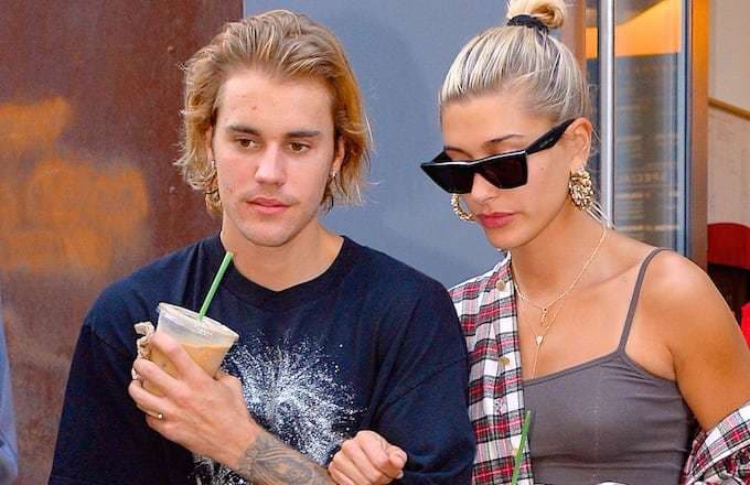 Hailey Bieber: E frikshme të jesh kaq e re dhe e martuar