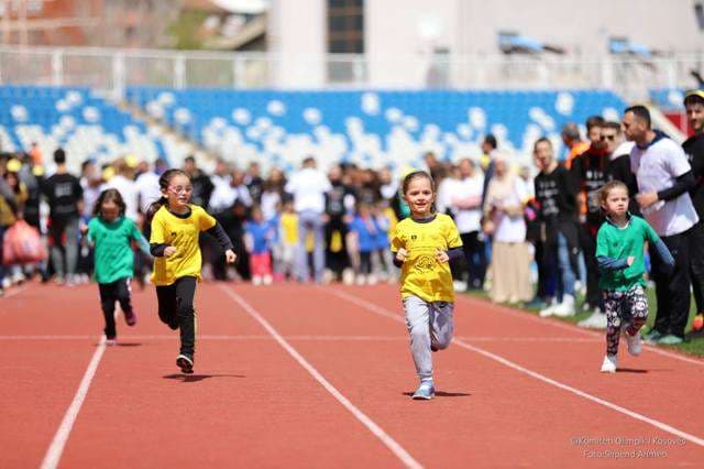 Rreth 2 mijë parafillorë dhuruan spektakël në Festivalin Sportiv Prishtina 2019 (FOTO)