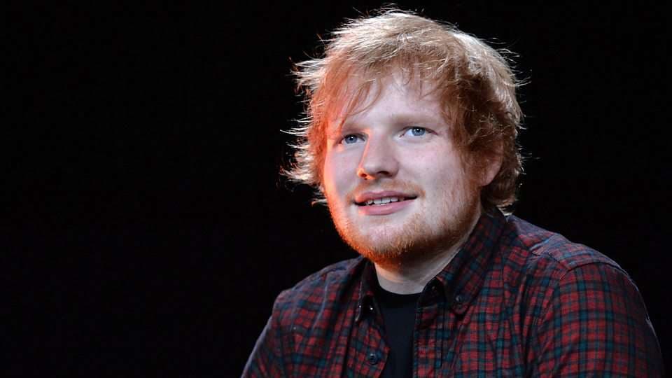 Ed Sheeran dyfishon pasurinë, lë pas Adele
