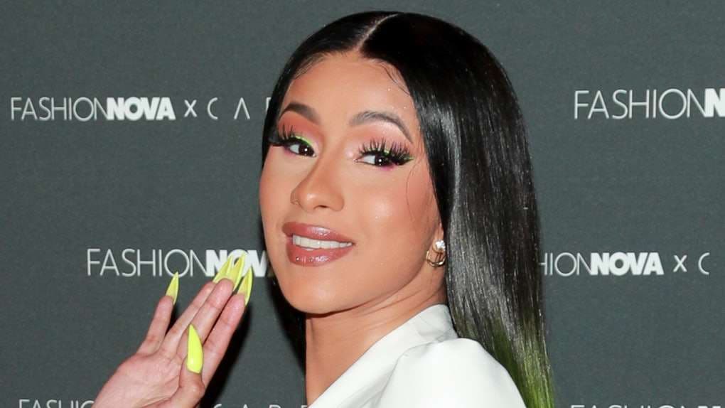 Cardi B më në fund heq dorë nga operacionet plastike