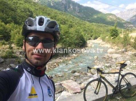 Rahovecasi shkon dhe kthehet nga Shqipëria me biçikletë (FOTO)
