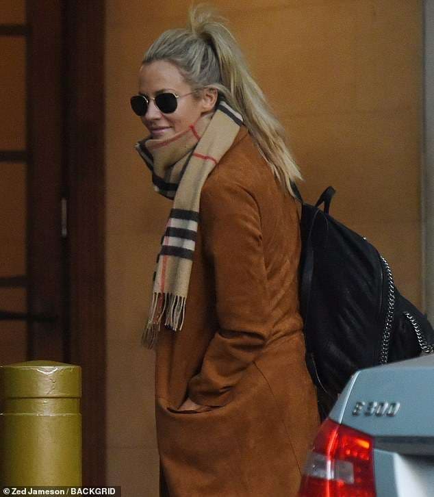 Caroline Flack feston ditëlindjen e 40-të në një hotel të Londrës