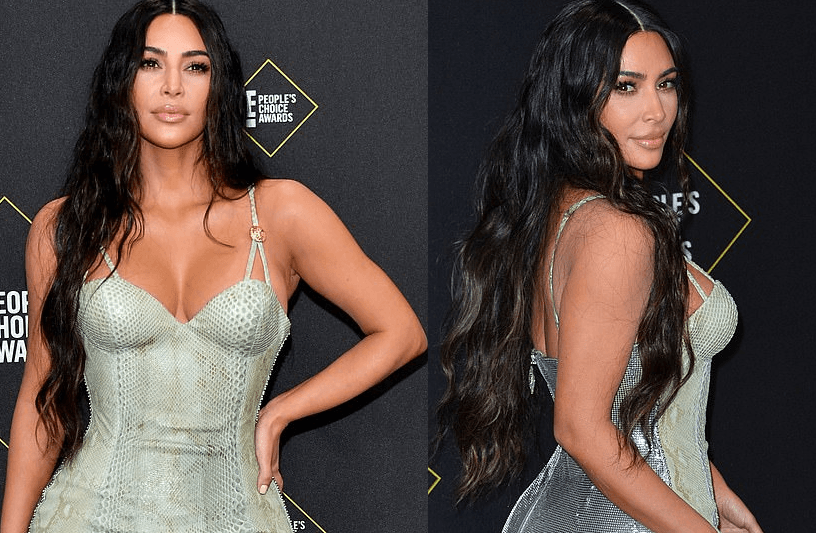 Kim Kardashian në People's Choice Awards me fustan Versace (FOTO)