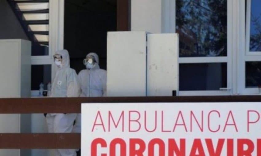 Mjekët e Klinikës Infektive refuzojnë shtesat prej 60 eurosh: S'kemi nevojë për lëmoshë nga qeveria