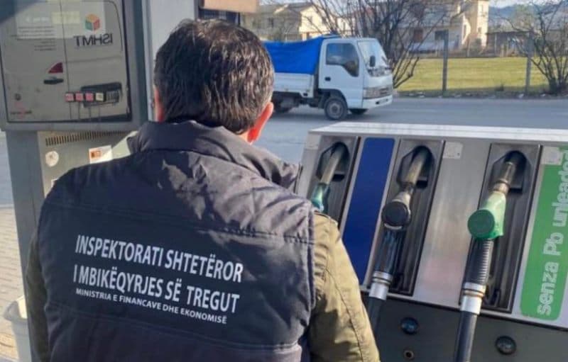 Naftëtarët e Shqipërisë refuzojnë vendimin e qeverisë për çmimin e naftës