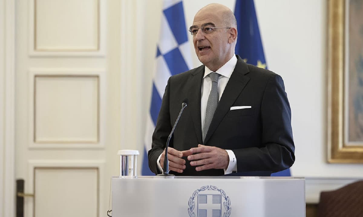 Ministri i Jashtëm grek viziton sot Shqipërinë